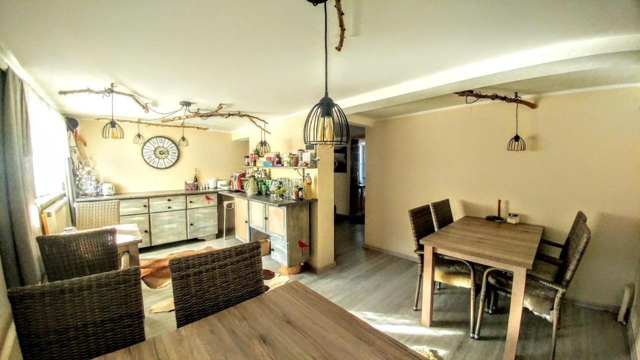 シュチルク Pod Klimczokiem I Bed & Breakfast エクステリア 写真