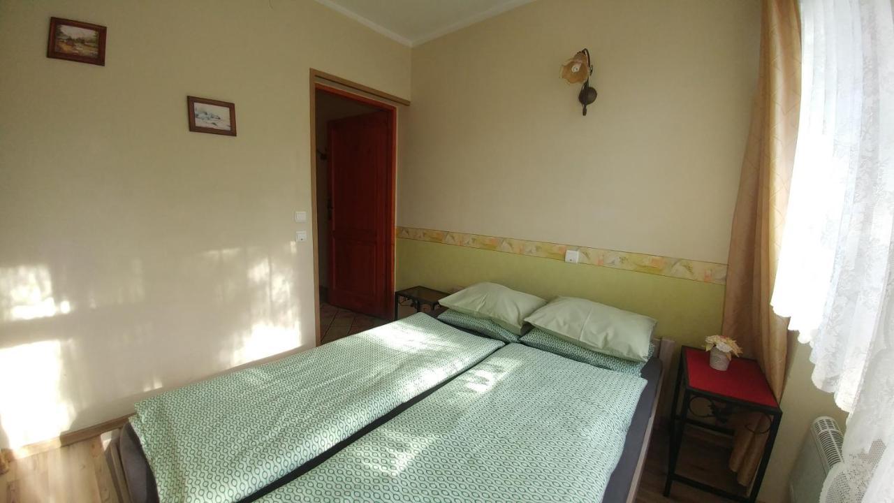 シュチルク Pod Klimczokiem I Bed & Breakfast エクステリア 写真